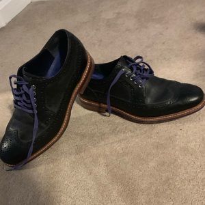 Dress shoes